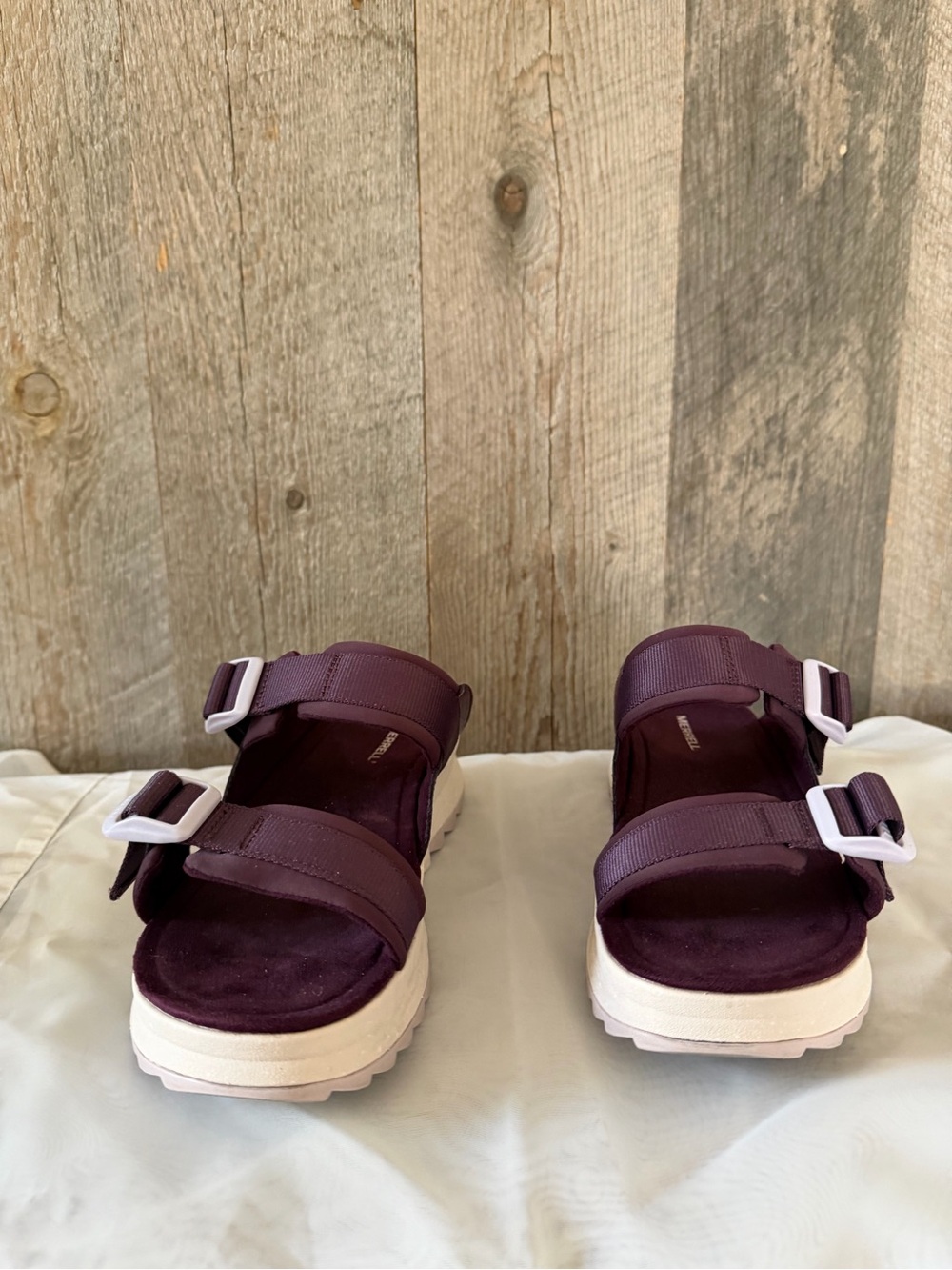 Merrell Women’s Plum Platform Buckle Sandals - Picture 2 of 9
